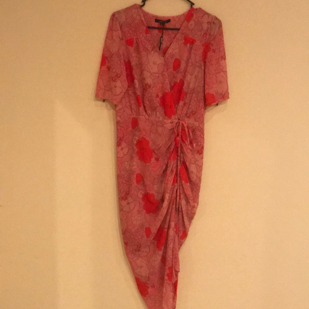 Brand new women’s dress